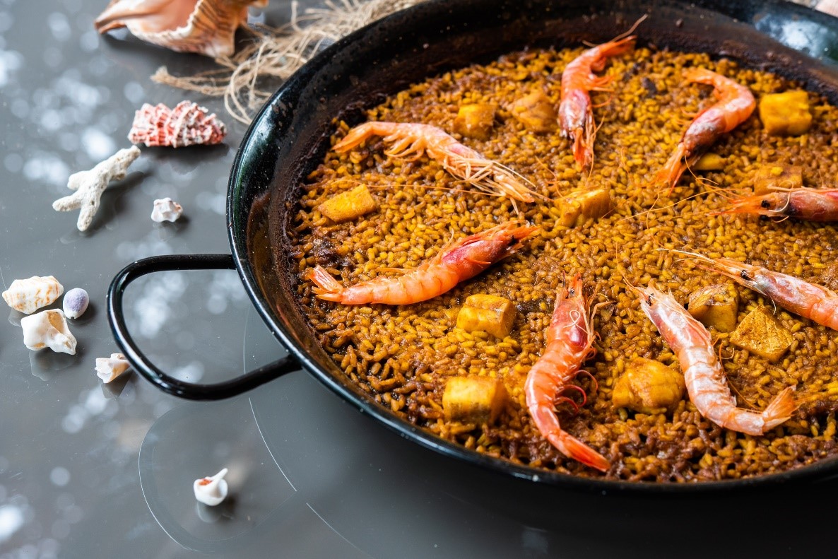 prueba la nueva exquisita paella en carlos arroces